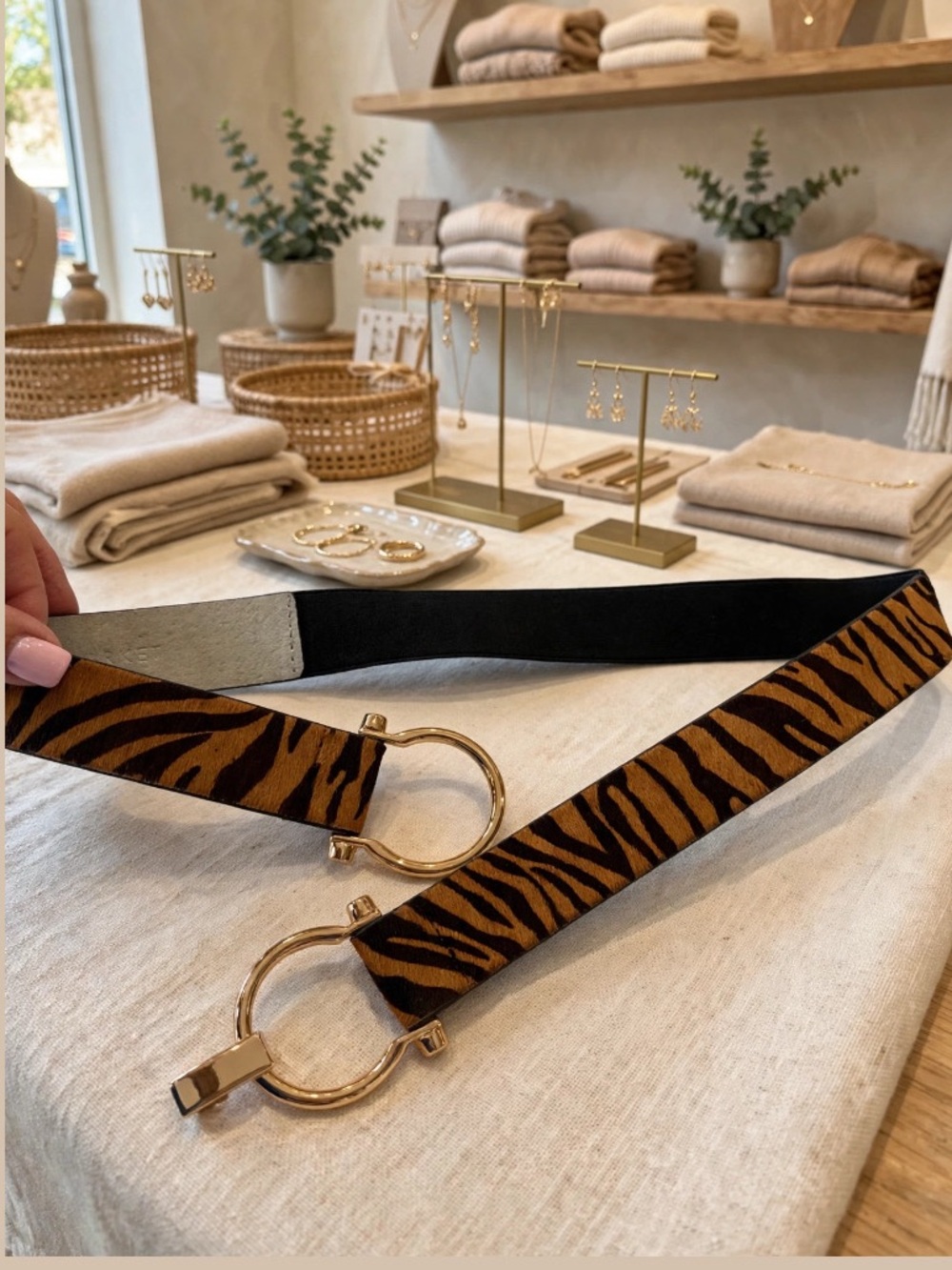 New White House Black Market Tiger Print Elastic Waist Belt Small